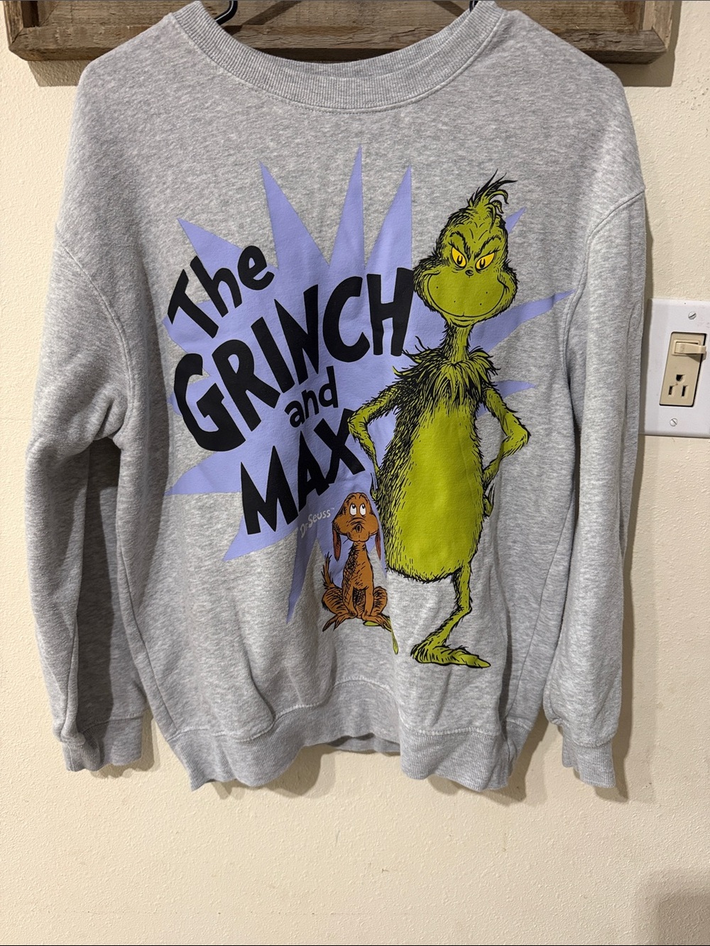 Dr. Seuss Gray Sweatshirt How the Grinch Stole Christmas Graphic Both Sides